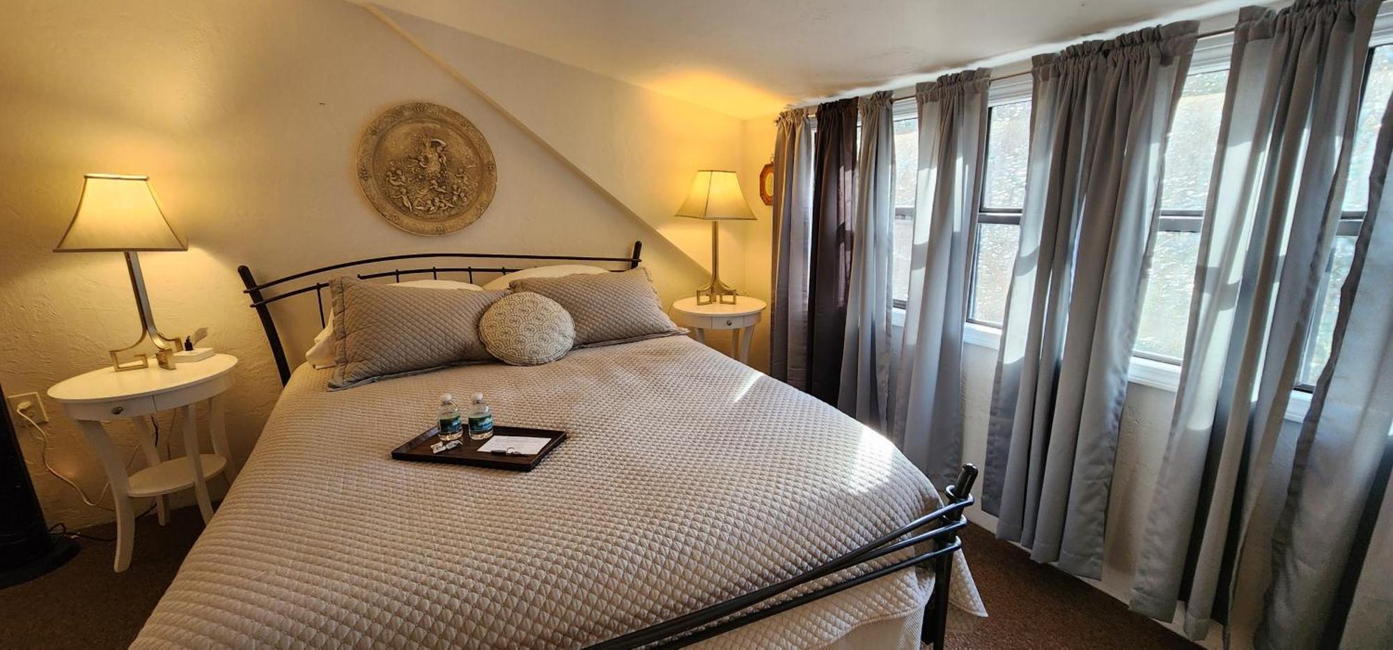 Lily Creek Lodge Далонеґа Екстер'єр фото