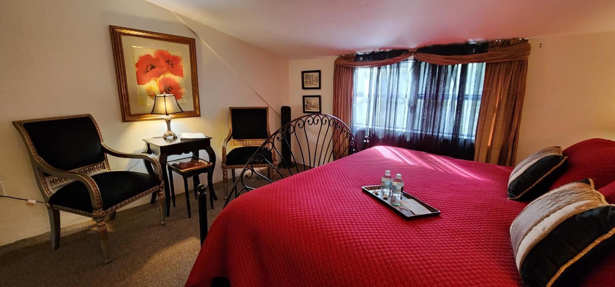 Lily Creek Lodge Далонеґа Екстер'єр фото