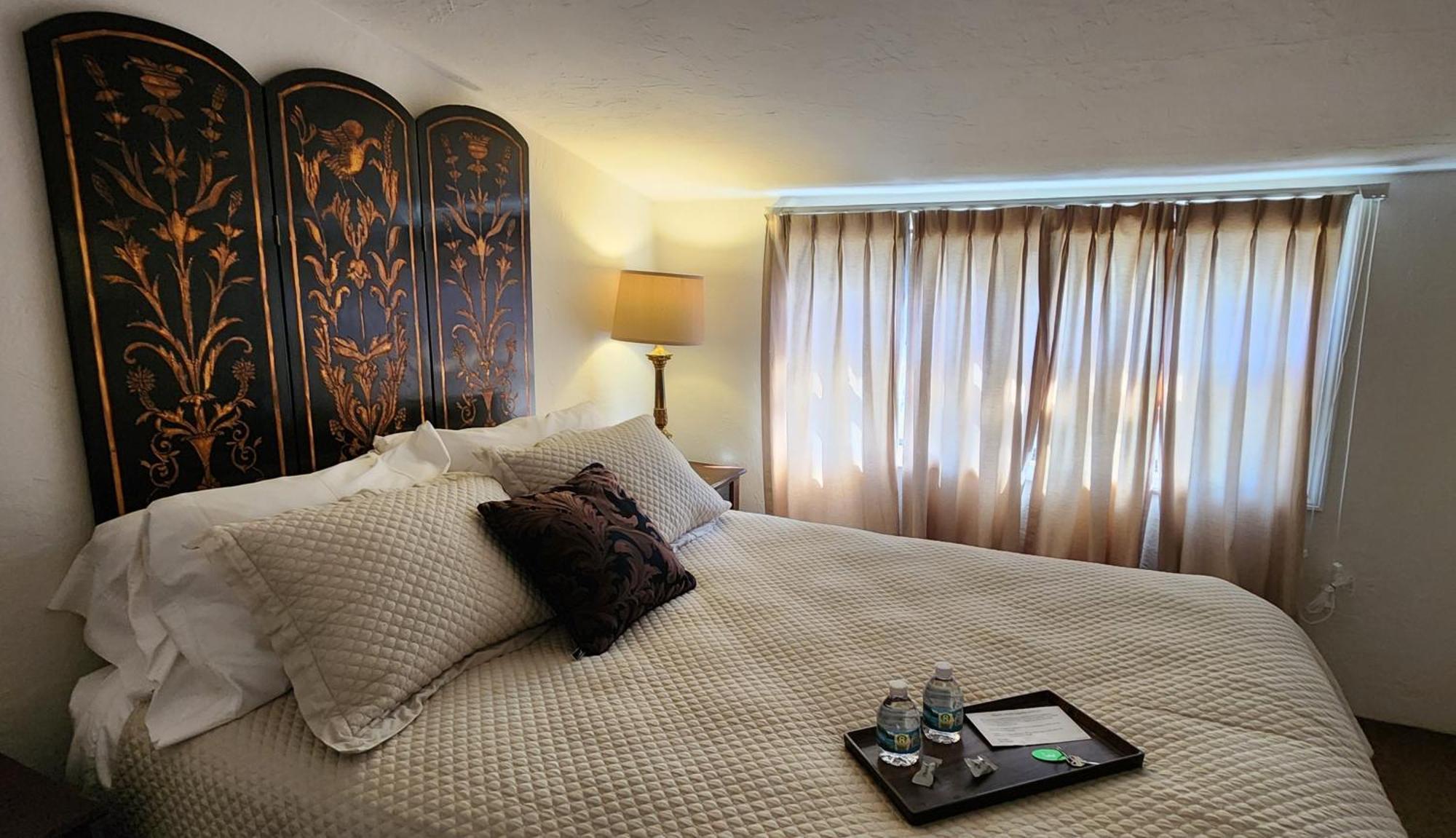 Lily Creek Lodge Далонеґа Екстер'єр фото