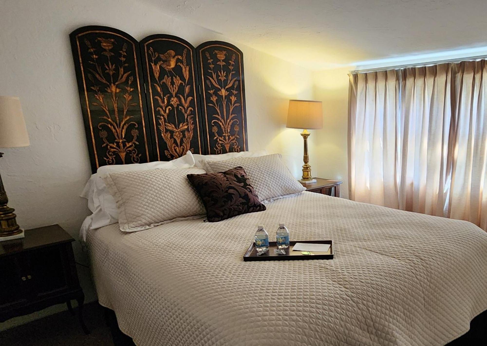 Lily Creek Lodge Далонеґа Екстер'єр фото